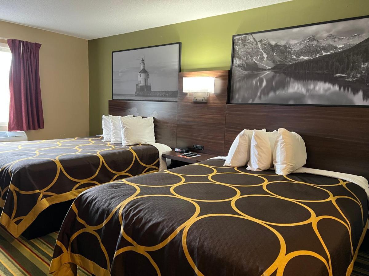 Super 8 By Wyndham Superior Wi Hotel Luaran gambar